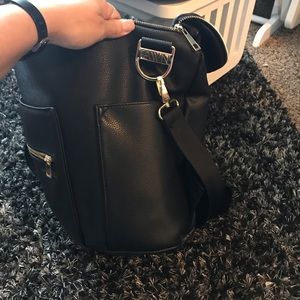 DO NOT PURCHASE TRADE with @michellelefee